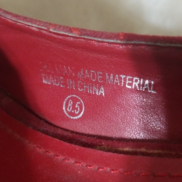 Bumper 👠 Burgundy Velvet Gold Stud High Heels - Picture 6 of 7